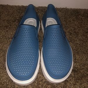 CROCS ROKA color limited edition